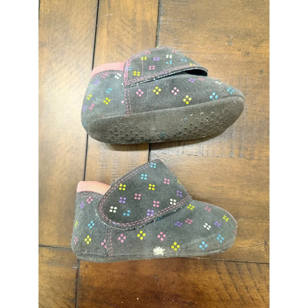 See Kai Run Baby Girls Grey Suede Floral Dot Slippers Shoes 12-18 Months